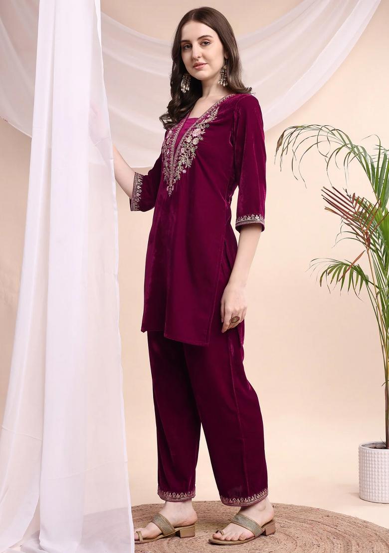 Pink Embroidery Velvet Kurta Set - Indya