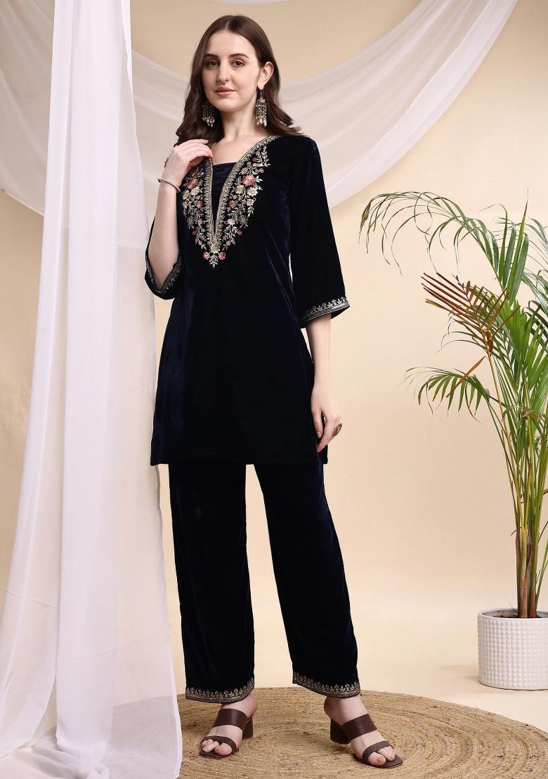 Navy Blue Embroidery Velvet Kurta Set - Indya