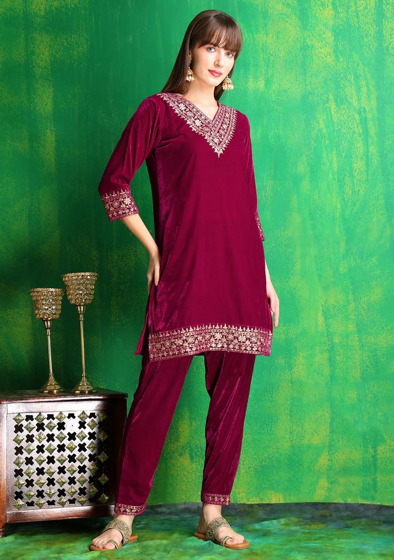 Pink Embroidery Velvet Kurta Set - Indya