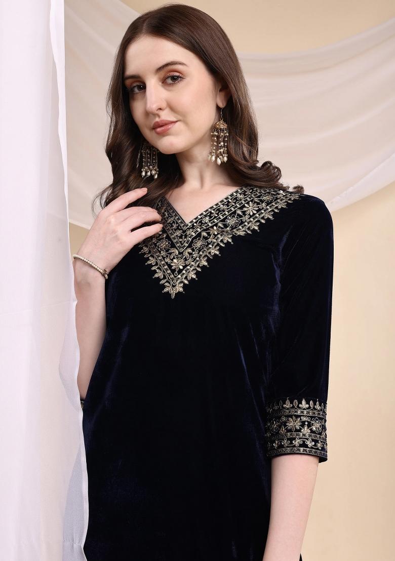 Navy Blue Embroidery Velvet Kurta Set - Indya
