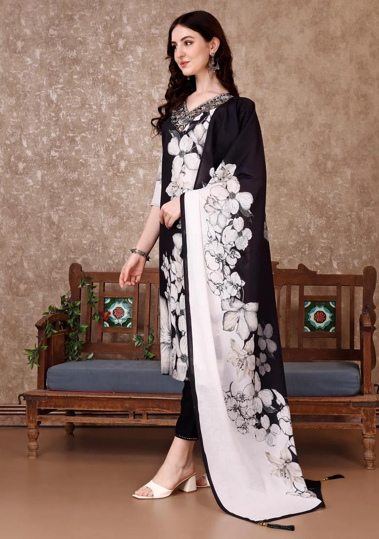 Black Embroidery Cotton Kurta Set - Indya
