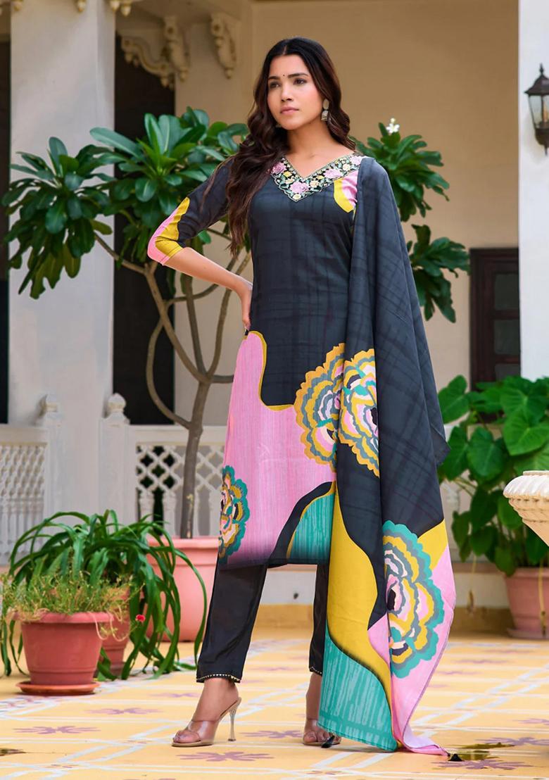 Lavender Embroidery Cotton Kurta Set - Indya