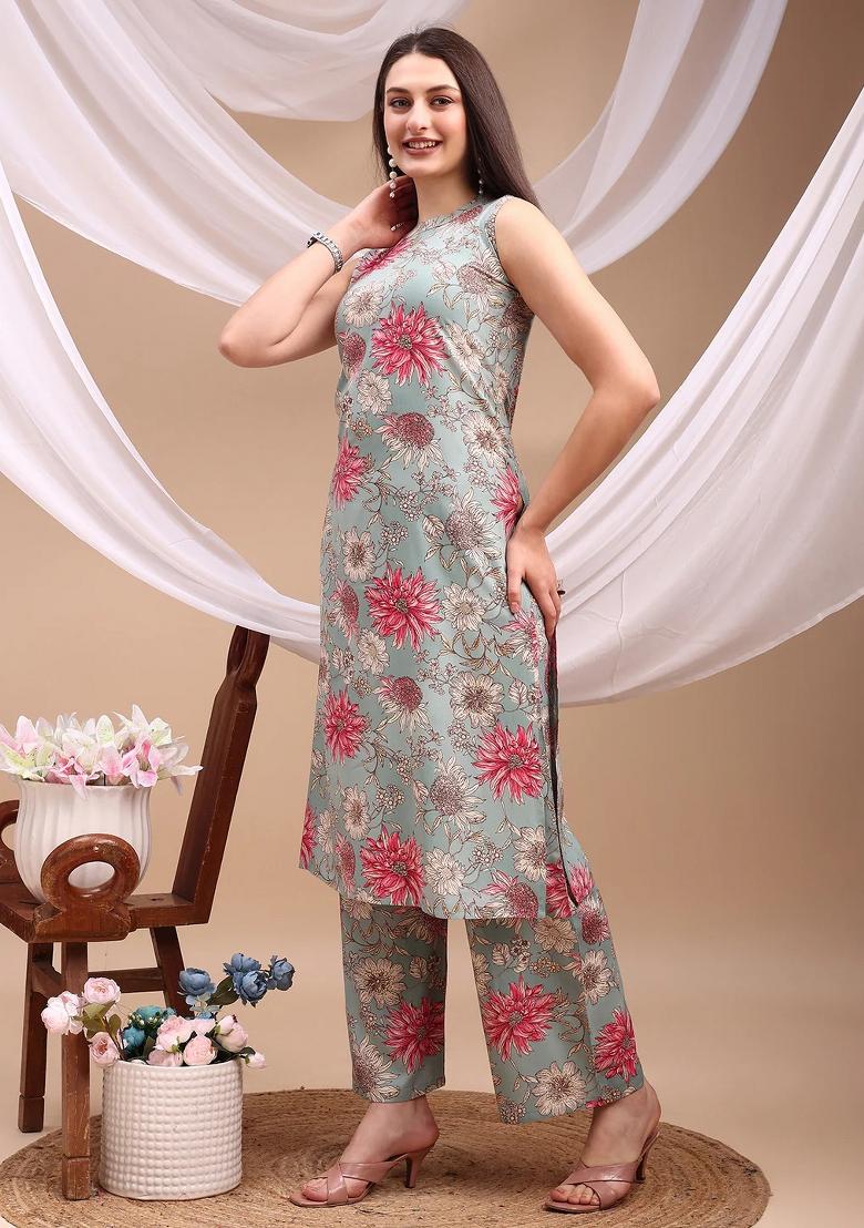 Turquoise Embroidery Rayon Kurta Set - Indya