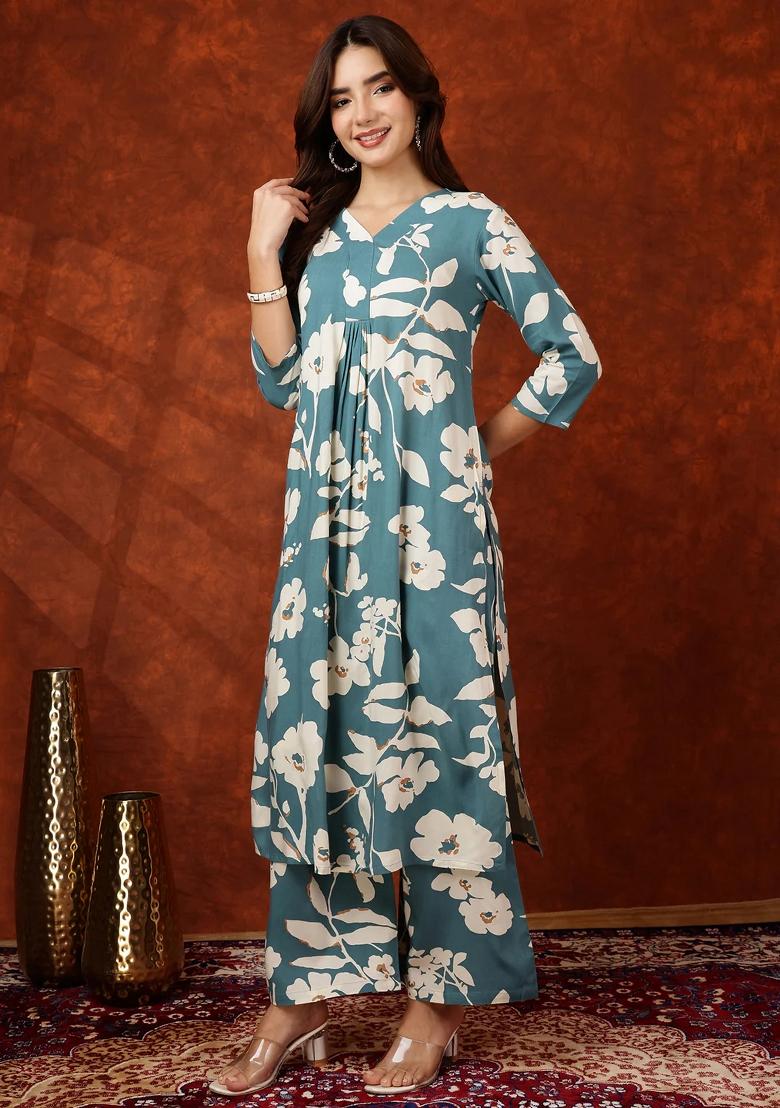 Turquoise Embroidery Rayon Kurta Set - Indya