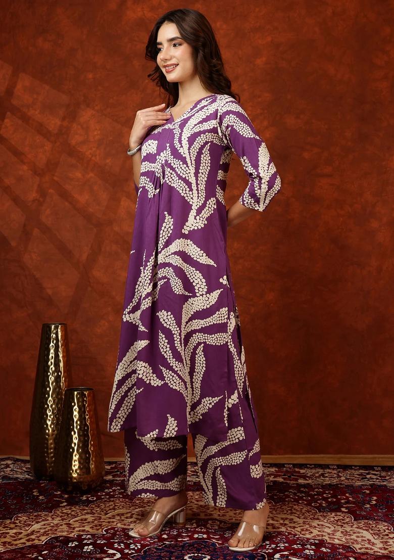 Purple Embroidery Rayon Kurta Set - Indya