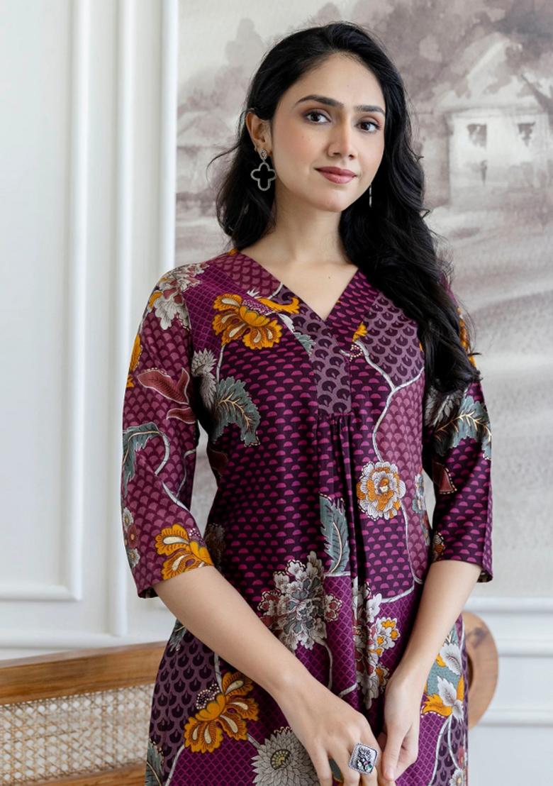 Purple Embroidery Silk Kurta Set - Indya