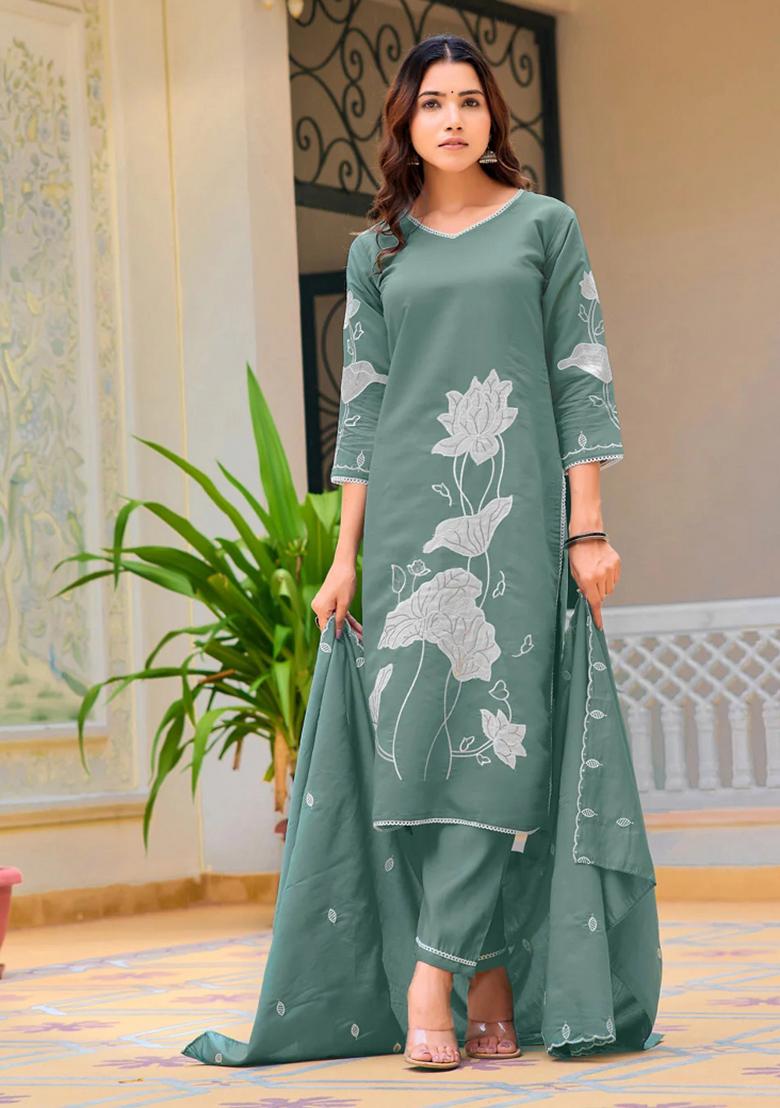 Green Embroidery Chanderi Kurta Set - Indya