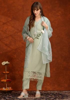 Green Embroidery Chanderi Kurta Set