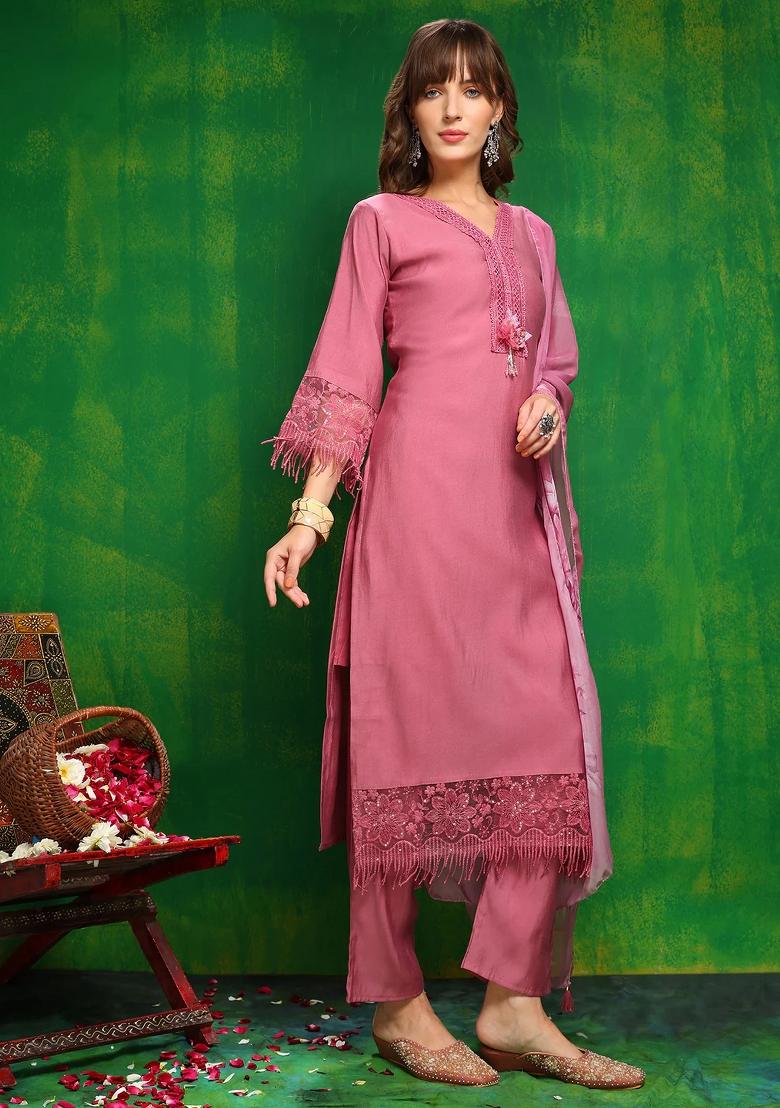 Pink Embroidery Chanderi Kurta Set - Indya
