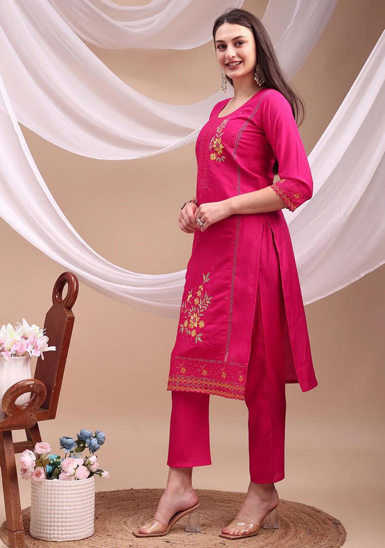 Pink Embroidery Chanderi Kurta Set - Indya