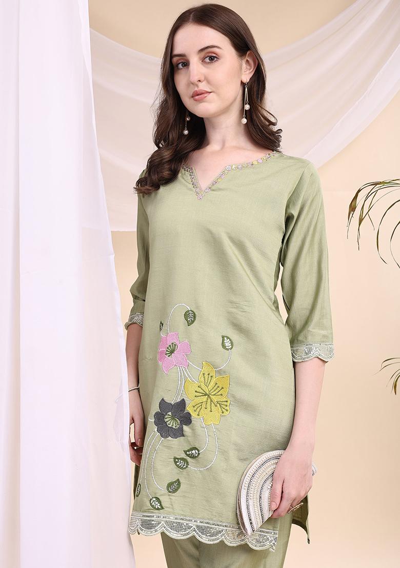 Green Embroidery Chanderi Kurta Set - Indya