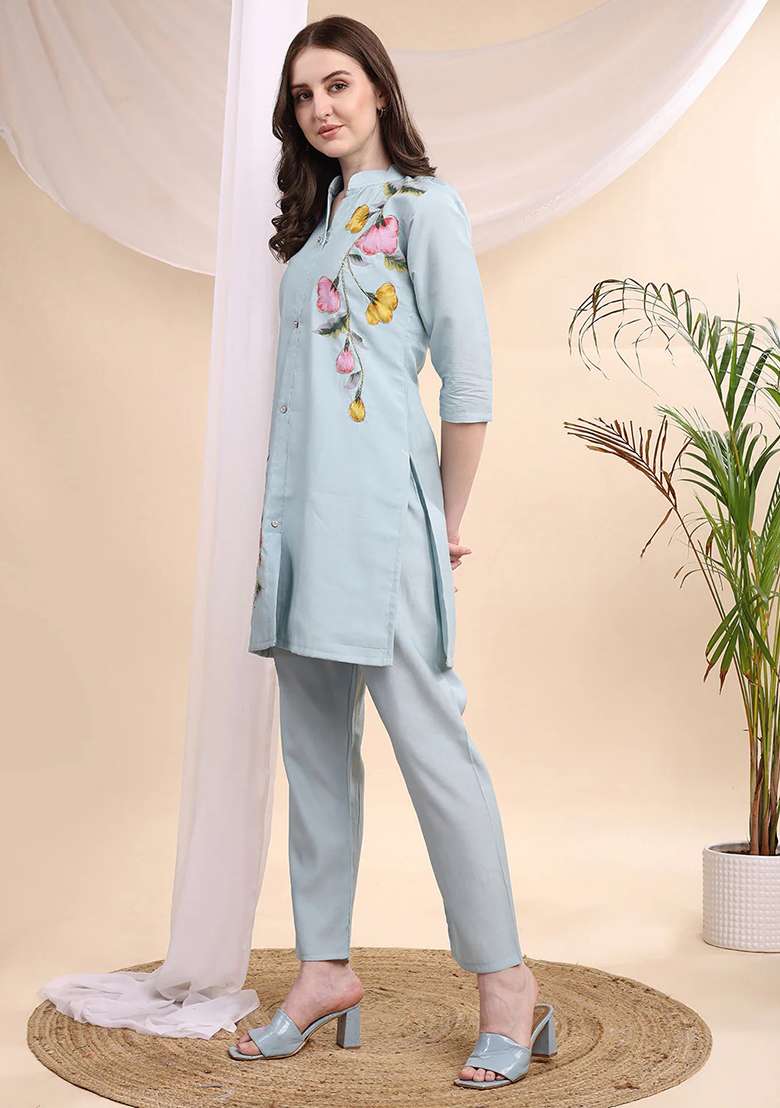Aqua Blue Embroidery Chanderi Kurta Set - Indya