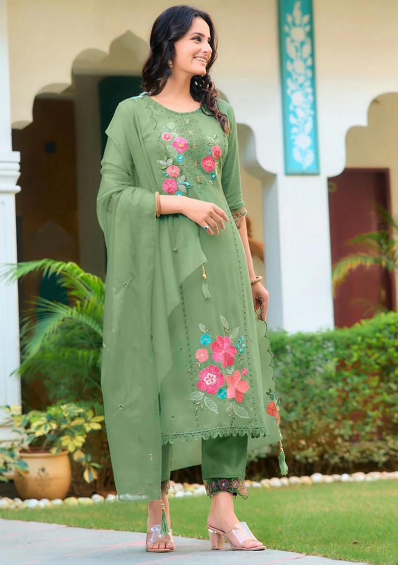 Green Embroidery Rayon Kurta Set - Indya