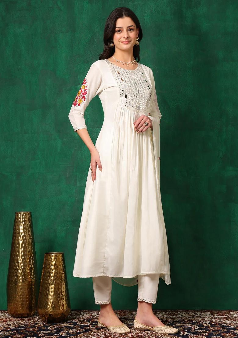 White Embroidery Chinon Kurta Set - Indya