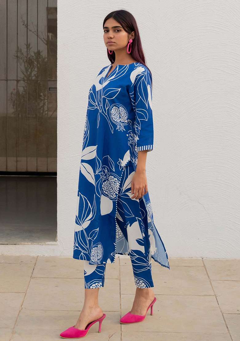 Blue Embroidery Viscose Kurta Set - Indya