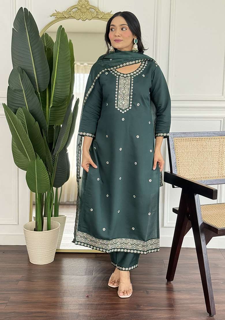 Green Embroidery Viscose Kurta Set - Indya
