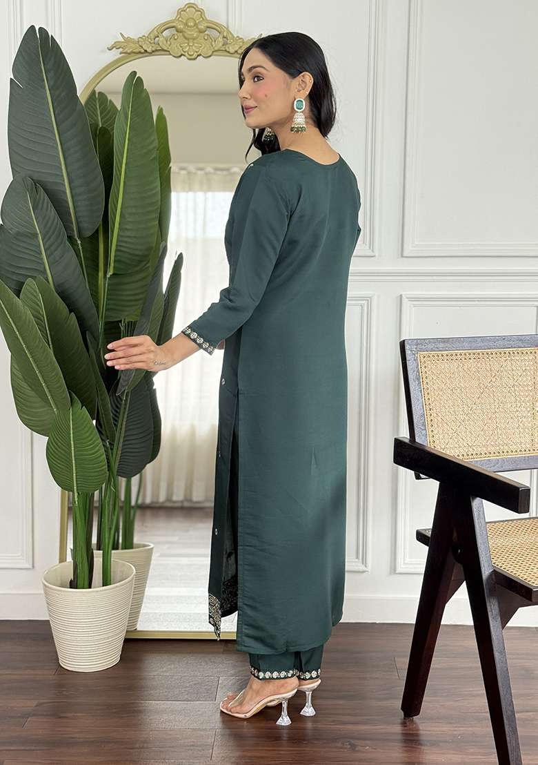 Green Embroidery Viscose Kurta Set - Indya