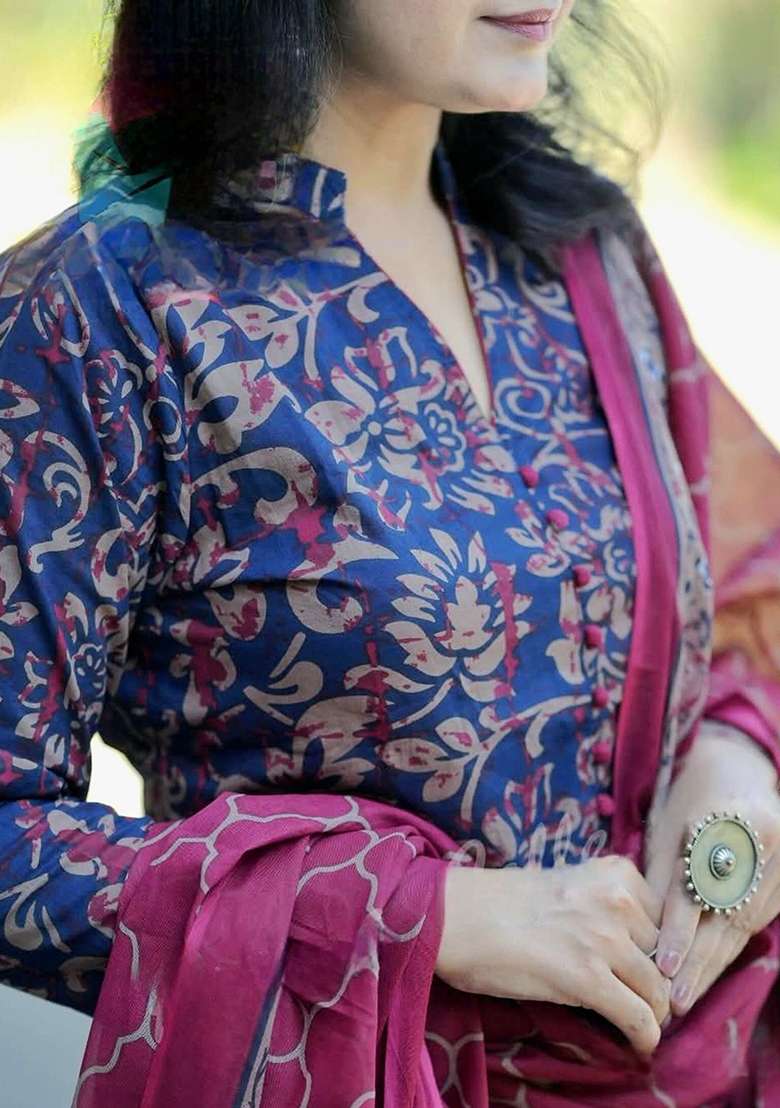Blue Embroidery Viscose Kurta Set - Indya