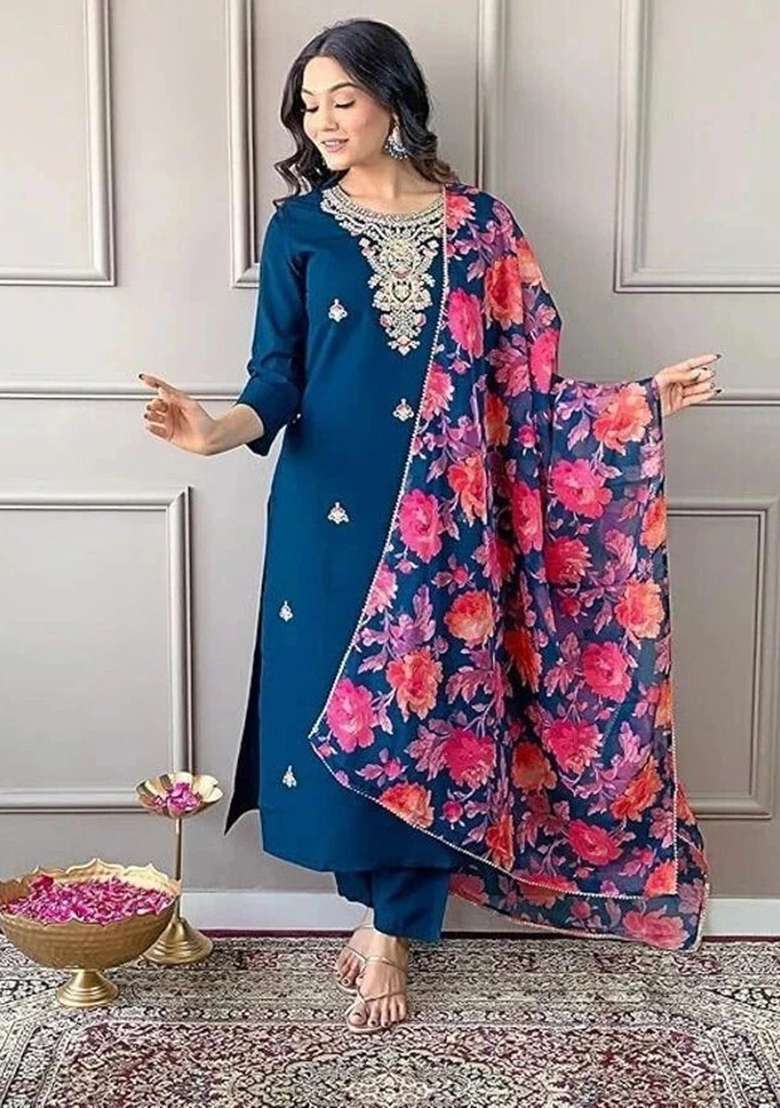 Blue Embroidery Viscose Kurta Set - Indya