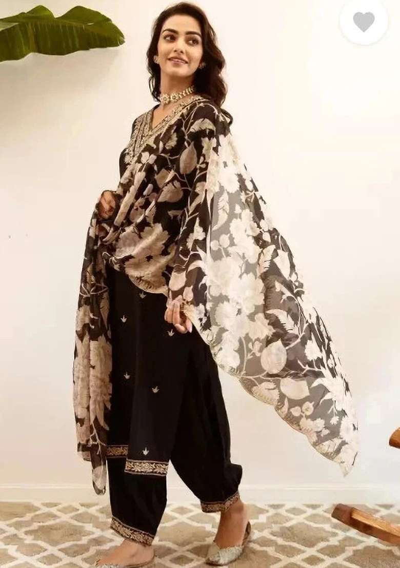 Black Embroidery Viscose Kurta Set - Indya