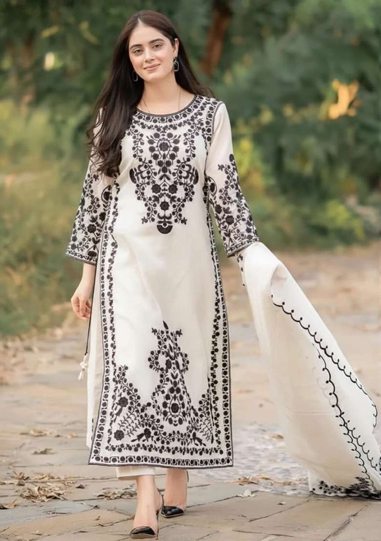 White Embroidery Georgette Kurta Set - Indya