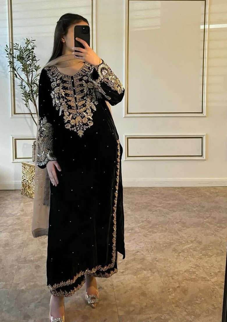 Black Embroidery Georgette Kurta Set - Indya