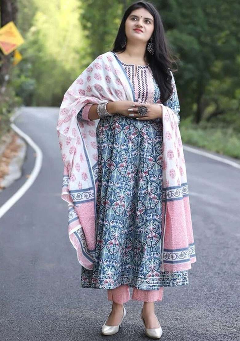 Multicolor Embroidery Viscose Kurta Set - Indya