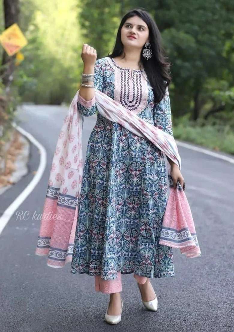 Multicolor Embroidery Viscose Kurta Set - Indya