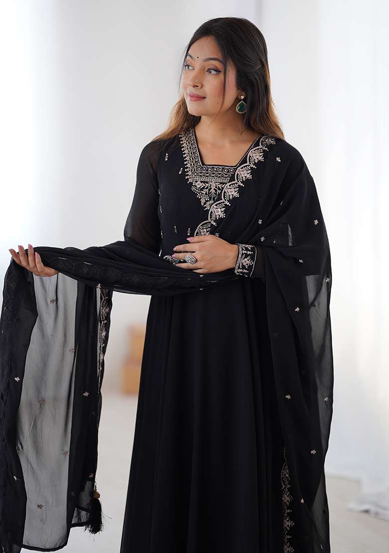 Black Embroidery Georgette Kurta Set - Indya