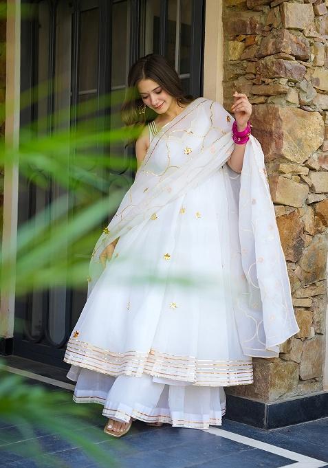 WHITE Embroidery Georgette Salwar Kameez