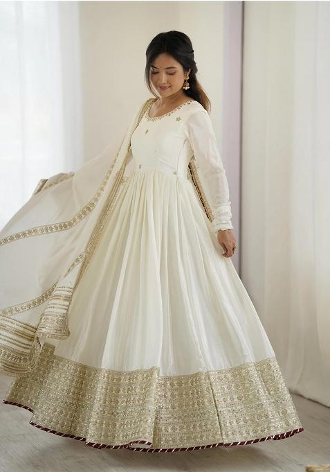 Off White Embroidery Silk Salwar Kameez