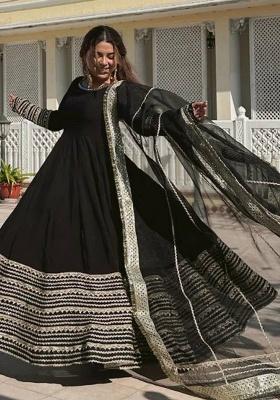 BLACK Embroidery Rayon Salwar Kameez