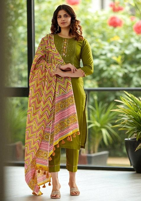 Green Embroidery Muslin Kurta Set