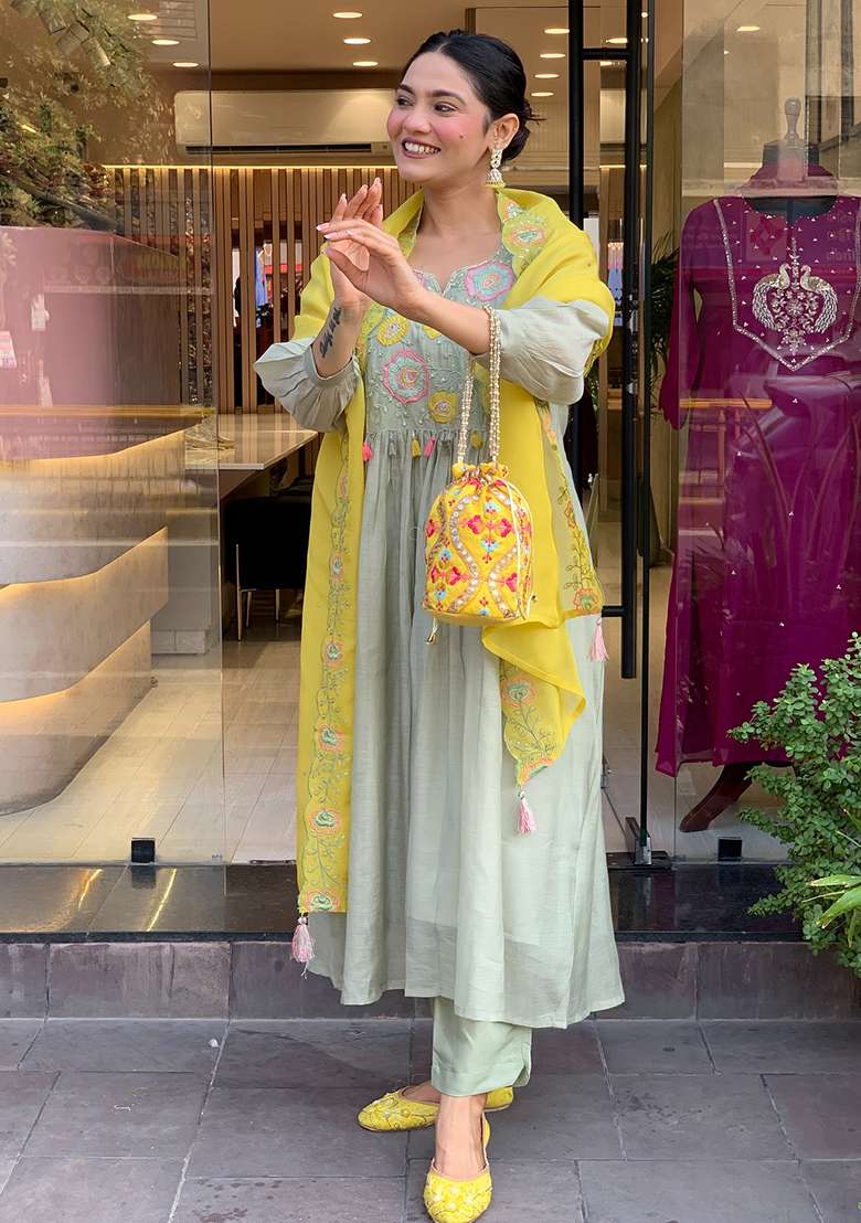 Sea Green Embroidery Silk Kurta Set - Indya