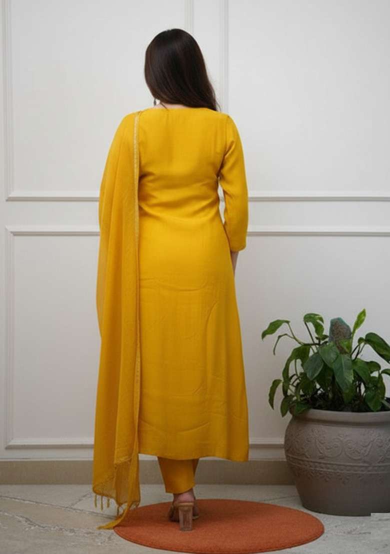 Yellow Embroidery Chanderi Kurta Set - Indya