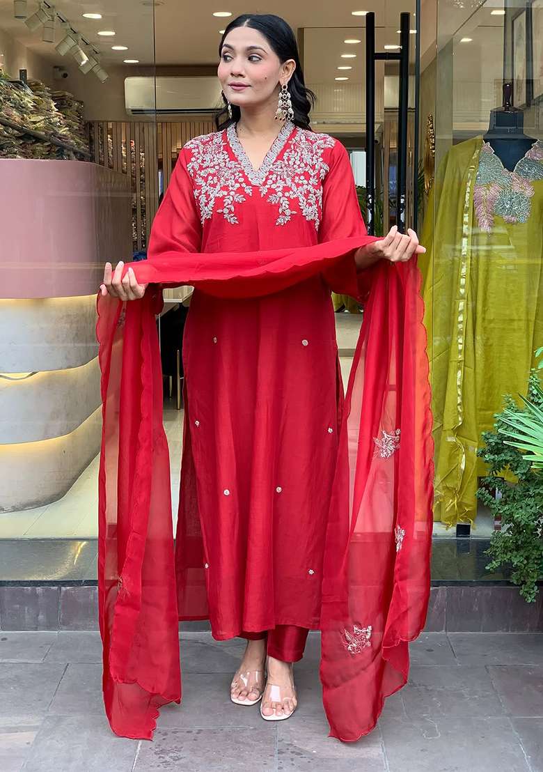 Red Embroidery Chanderi Kurta Set - Indya