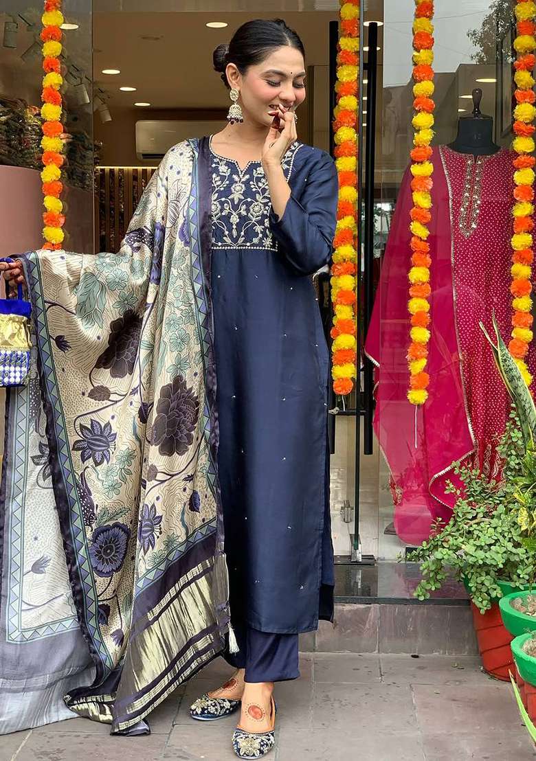 Blue Embroidery Chanderi Kurta Set - Indya