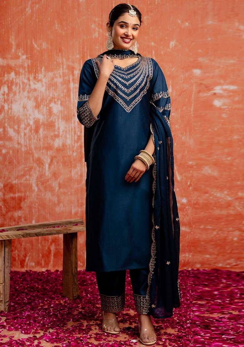 Blue Embroidery Chanderi Kurta Set - Indya