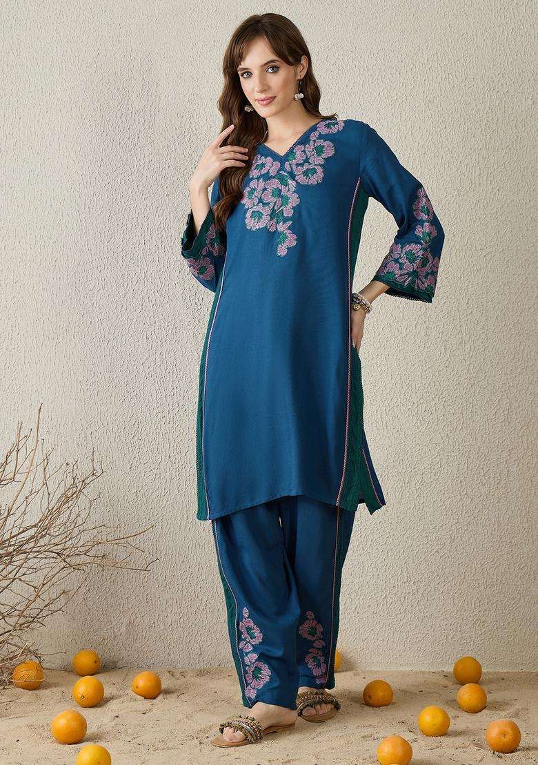 Teal Embroidered Rayon Straight Kurta Set - Indya