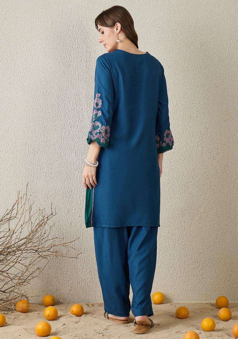 Teal Embroidered Rayon Straight Kurta Set - Indya
