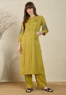 Green Embroidery Viscose Rayon Kurta Set