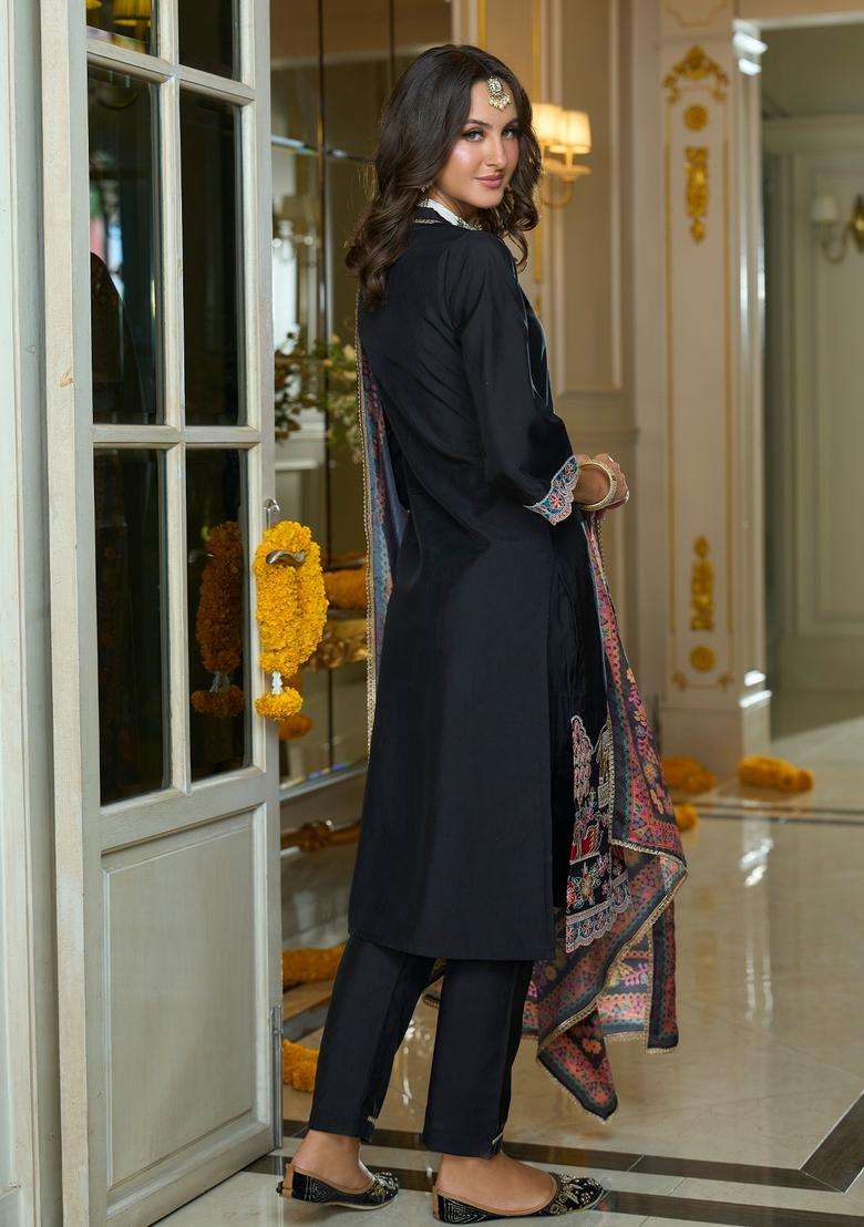 Black Printed Blended Pakistani Suit Set - Indya