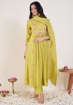 Green Embroidery Silk Blend Kurta Set