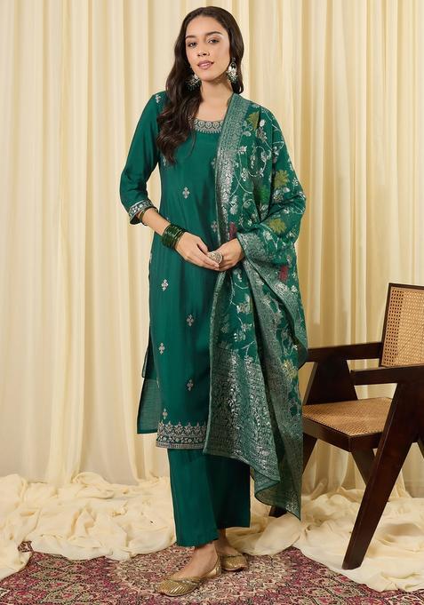 Green Embroidery Silk Blend Kurta Set