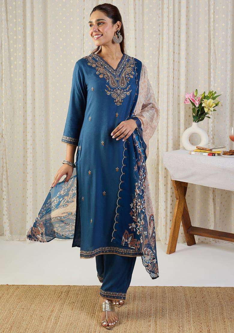 Blue Embroidered Rayon Pakistani Suit Set - Indya