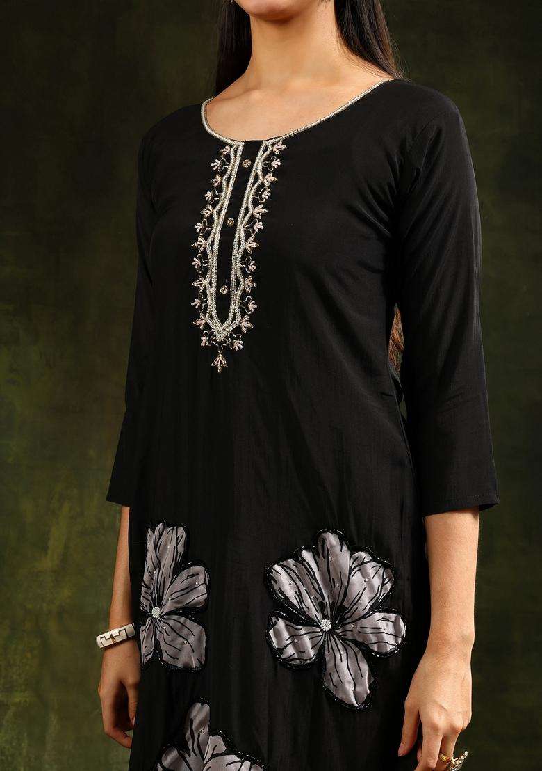 Black Embroidered Chanderi Straight Kurta Set - Indya