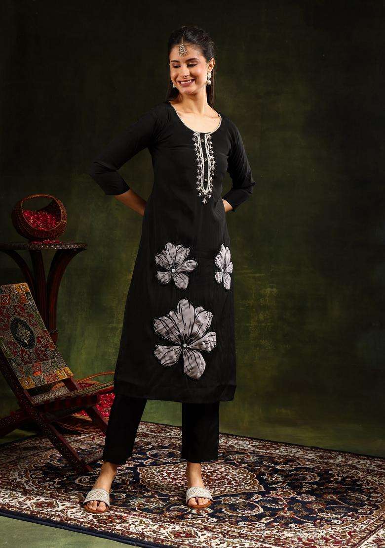 Black Embroidered Chanderi Straight Kurta Set - Indya