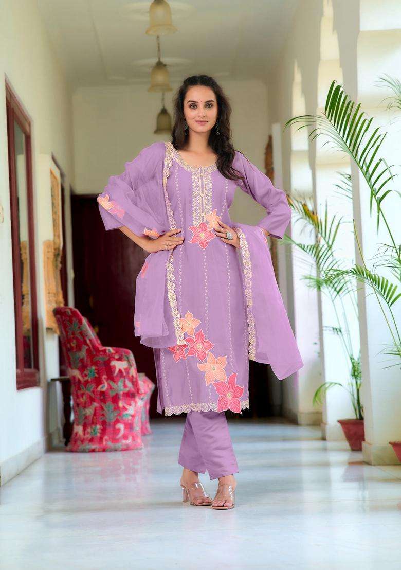 Lavender Embroidered Chanderi Straight Kurta Set - Indya