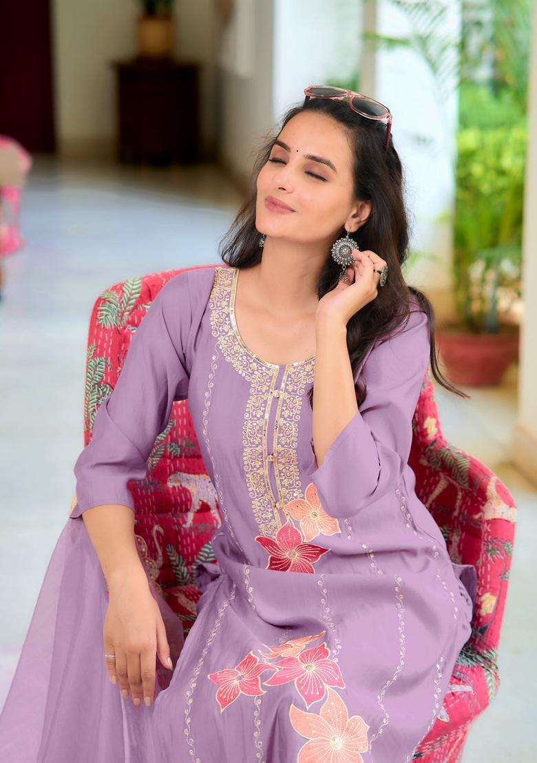 Lavender Embroidered Chanderi Straight Kurta Set - Indya