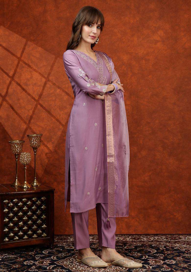 Lavender Embroidered Chanderi Straight Kurta Set - Indya
